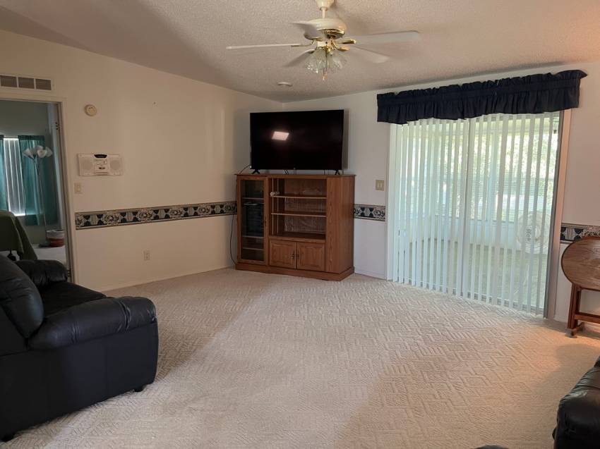 1329 Las Brisas Lane a Winter Haven, FL Mobile or Manufactured Home for Sale